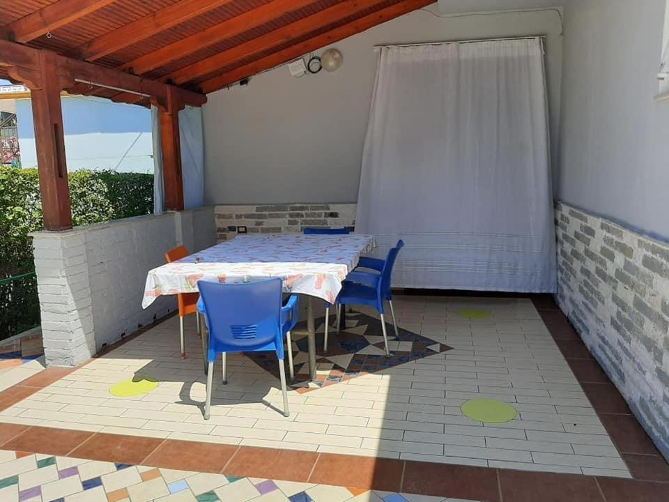 Villas Apartments Shahaj Вльора Екстер'єр фото