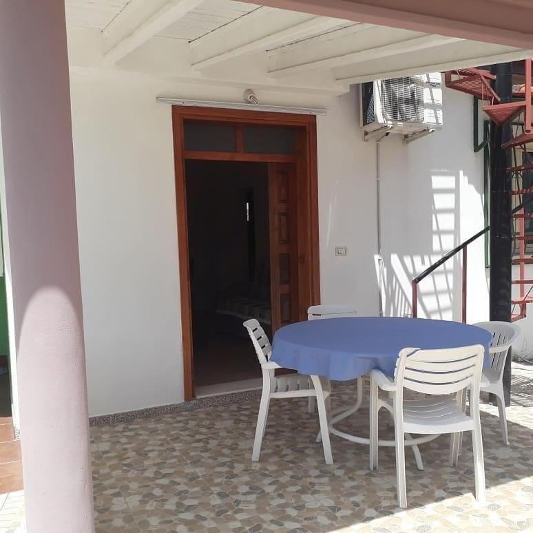 Villas Apartments Shahaj Вльора Екстер'єр фото
