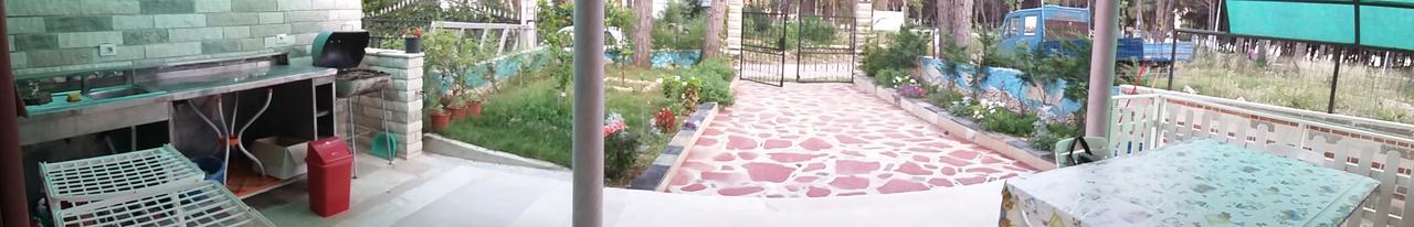 Villas Apartments Shahaj Вльора Екстер'єр фото