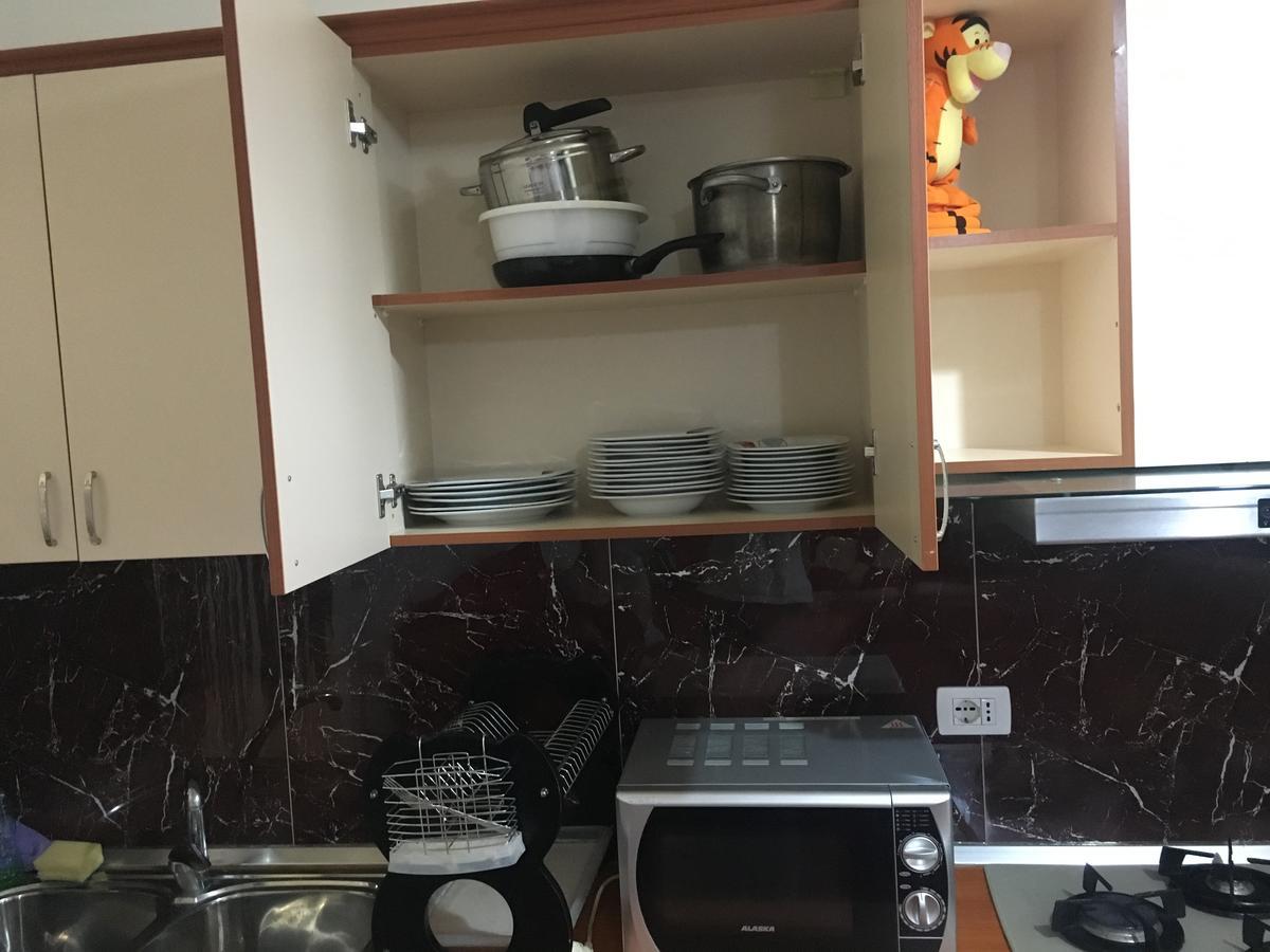 Villas Apartments Shahaj Вльора Екстер'єр фото