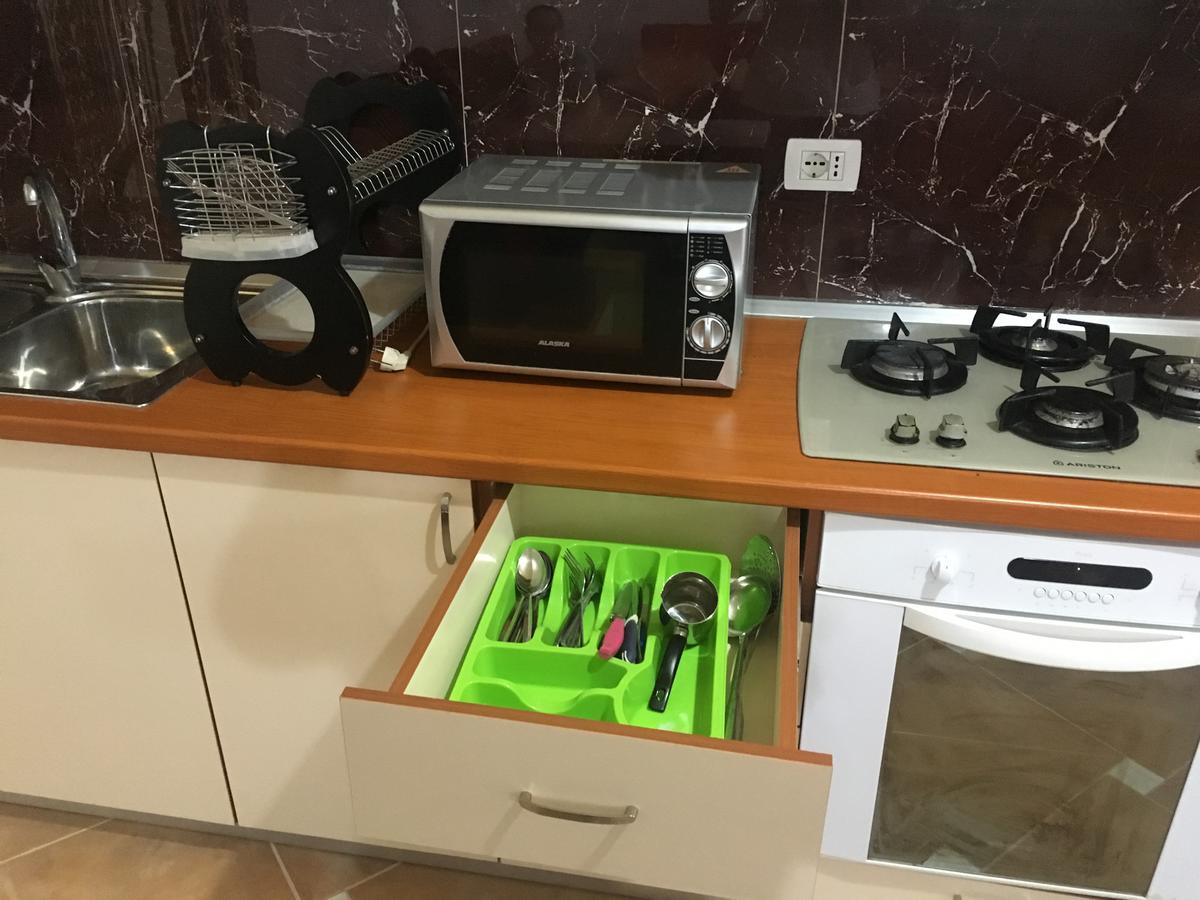 Villas Apartments Shahaj Вльора Екстер'єр фото