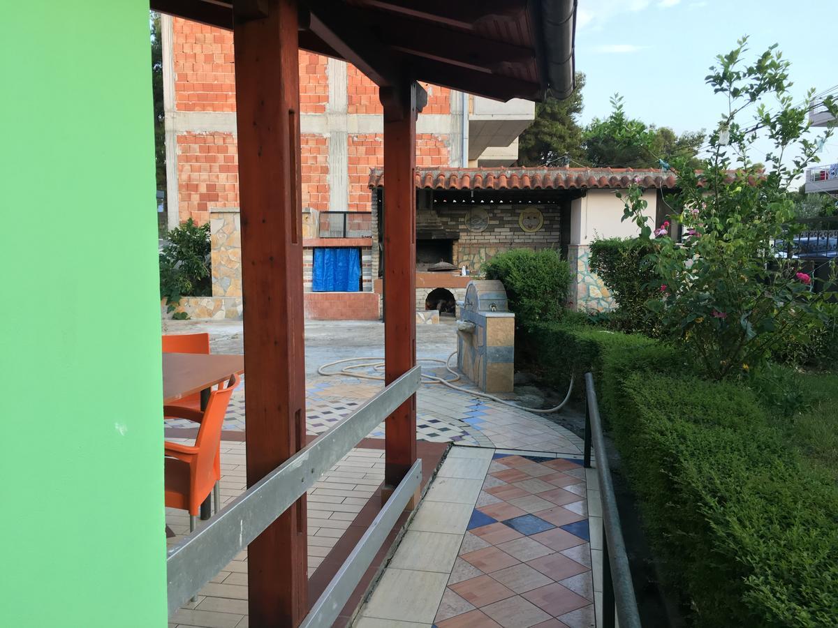 Villas Apartments Shahaj Вльора Екстер'єр фото